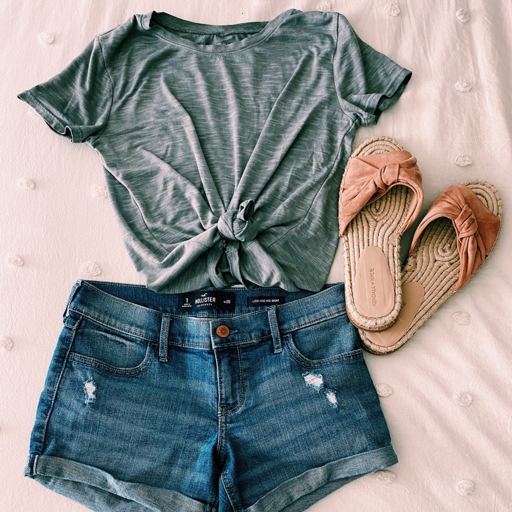 Gray Tshirt